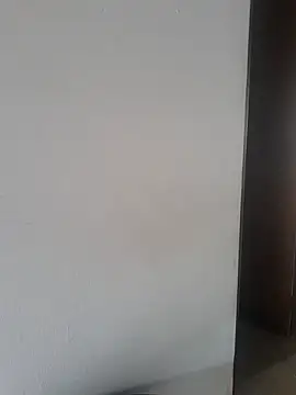 Snapshot of ale_cam chatting on 09-10-25, 06:51 ale cam online show from 09-10-25, 06:51