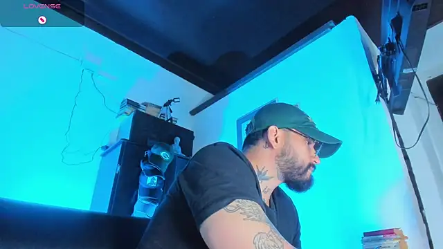 CamiloGray  online show from 10-09-25, 01:44