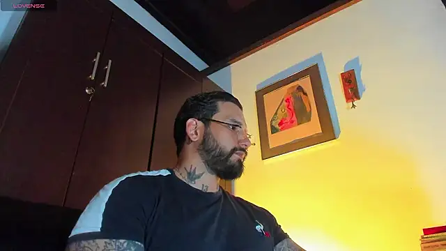 CamiloGray  online show from 03-25-26, 02:16