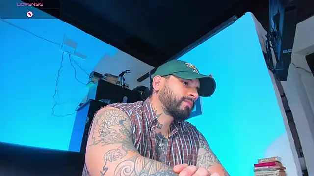 CamiloGray  online show from 09-18-25, 03:15