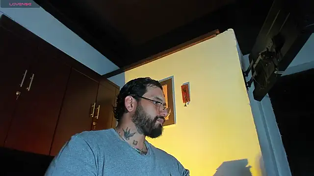 CamiloGray  online show from 02-27-26, 02:39