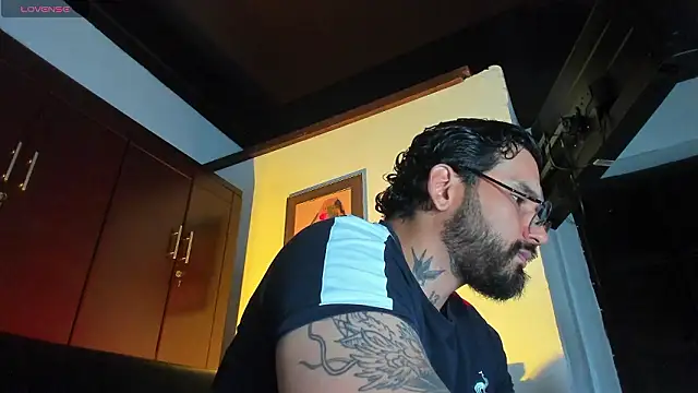 CamiloGray  online show from 02-26-26, 01:55