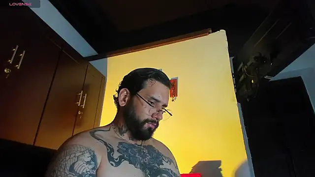 CamiloGray  online show from 03-06-26, 02:45