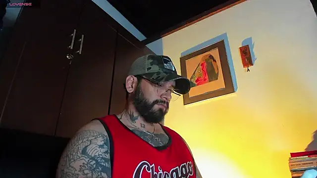 CamiloGray  online show from 03-27-26, 03:46