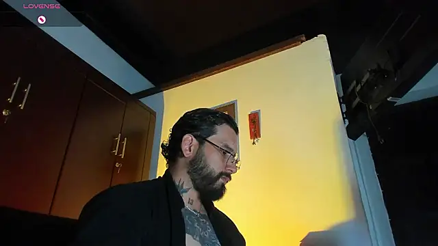 CamiloGray  online show from 02-09-26, 01:42