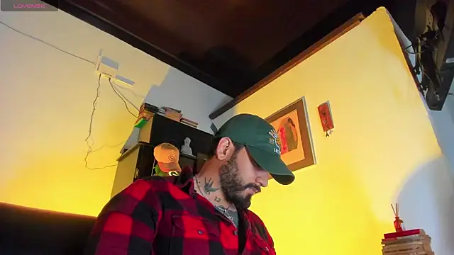 CamiloGray  online show from 11-21-25, 02:27