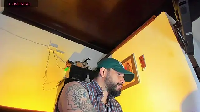 CamiloGray  online show from 09-10-25, 01:21