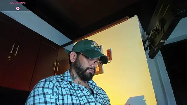 CamiloGray  online show from 02-25-26, 03:12