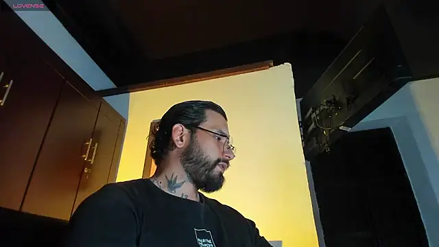 CamiloGray  online show from 03-05-26, 02:46