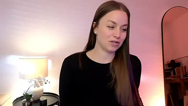 MilaFleur online show from 01-08-25, 08:27