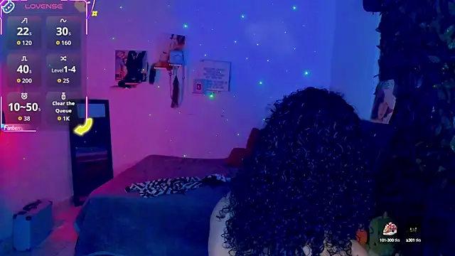 Snapshot of sweetvond_ chatting on 10-25-25, 11:16 sweetvond  online show from 10-25-25, 11:16