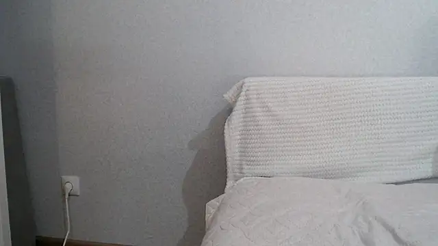 Snapshot of increible_della chatting on 02-19-25, 07:26 increible della online show from 02-19-25, 07:26