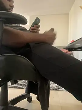 waakenda online show from 12-27-24, 10:55