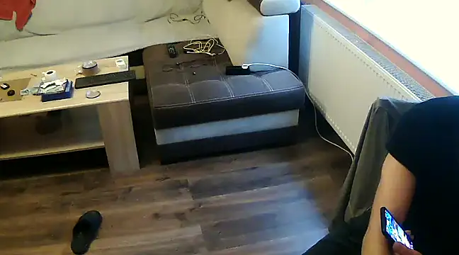 Snapshot of Dzutt chatting on 01-09-25, 08:03 Dzutt online show from 01-09-25, 08:03