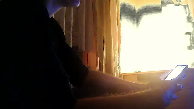 Snapshot of Dzutt chatting on 01-12-25, 01:32 Dzutt online show from 01-12-25, 01:32