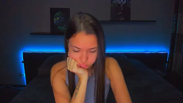 AlexaBarkley online show from 10-21-25, 12:11