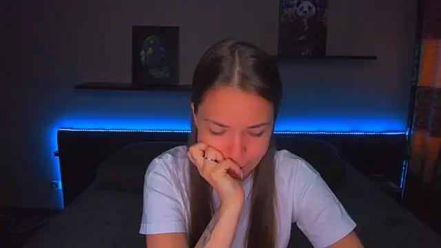 AlexaBarkley online show from 05-06-26, 12:36