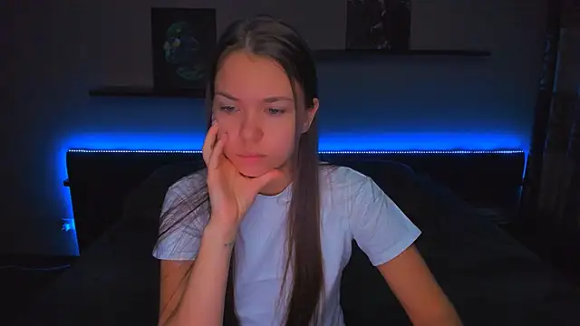 AlexaBarkley online show from 11-04-25, 12:14