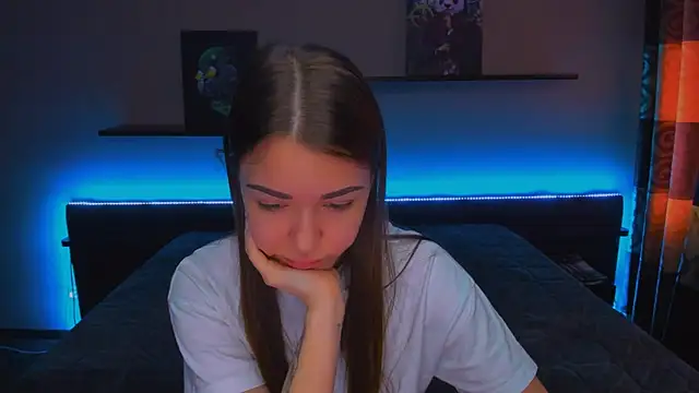 AlexaBarkley online show from 03-11-25, 06:30