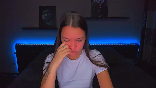 AlexaBarkley online show from 11-12-25, 12:15