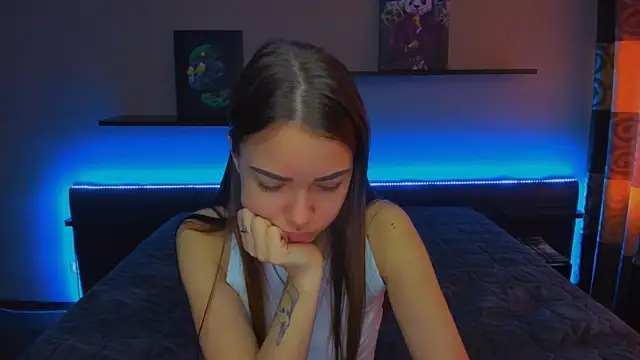 AlexaBarkley online show from 03-06-25, 03:24