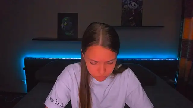 AlexaBarkley online show from 05-19-26, 12:37