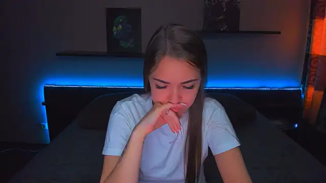 AlexaBarkley online show from 04-17-26, 12:46