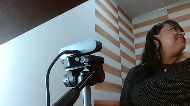 Candy browm1 online show from 02-14-25, 12:36