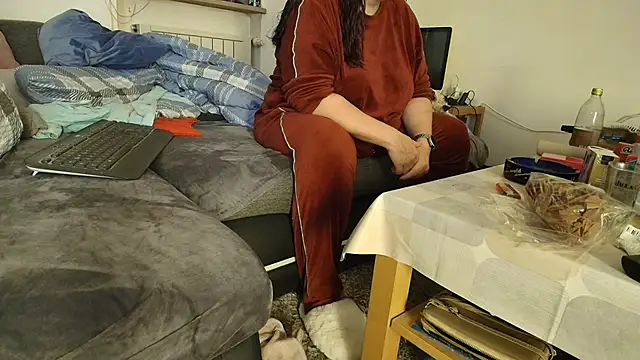 HotBiPaar online show from 12-16-24, 12:59