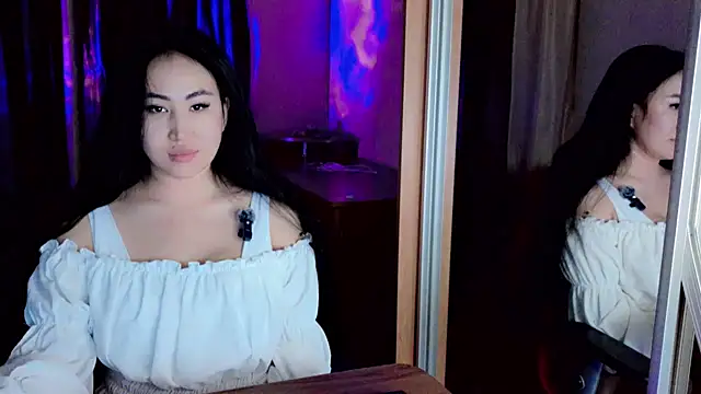 Snapshot of AsianQueens chatting on 02-24-25, 03:23 AsianQueens online show from 02-24-25, 03:23