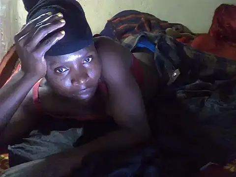 cute-shamza online show from 10-26-25, 05:13