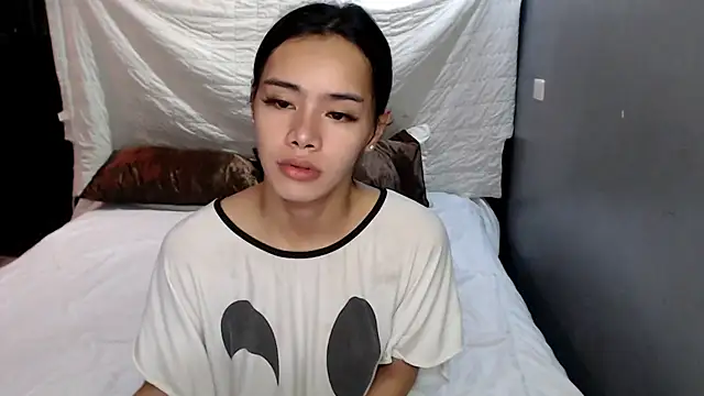 Snapshot of shecutie69 chatting on 09-29-25, 09:20 shecutie69 online show from 09-29-25, 09:20