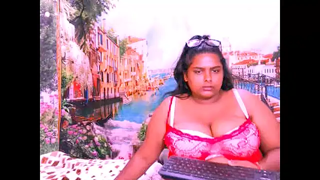 Indianfairy99 online show from 12-13-25, 08:04