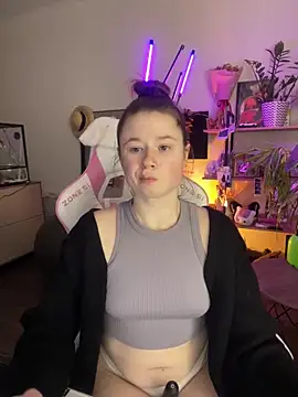 sweetest pie online show from 12-20-25, 08:55