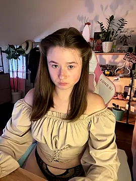 sweetest pie online show from 09-18-25, 06:11