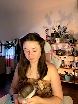 sweetest pie online show from 09-19-25, 05:50