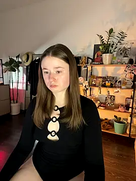 sweetest pie online show from 10-28-25, 07:02