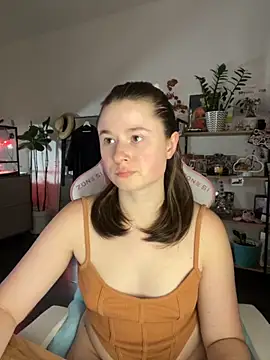 sweetest pie online show from 10-04-25, 04:52