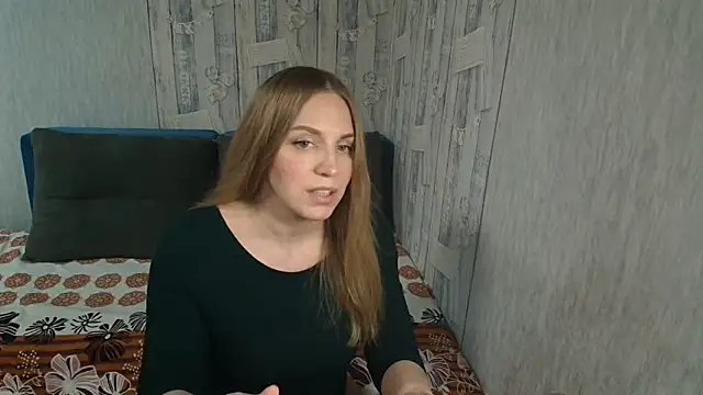 Pilly green  online show from 11-08-25, 08:18