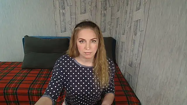 Pilly green  online show from 12-18-25, 07:24