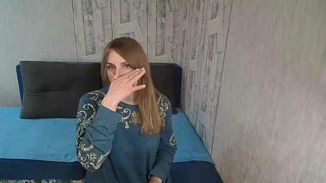 Pilly green  online show from 05-14-26, 07:27