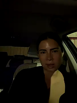 clairewntr online show from 10-13-25, 09:27
