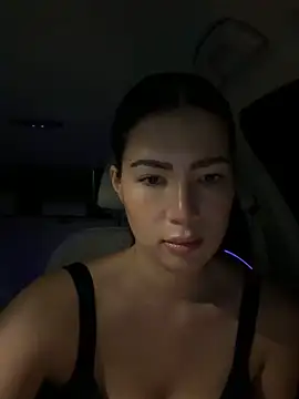 clairewntr online show from 12-22-25, 08:53