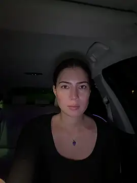 clairewntr online show from 11-17-25, 07:51