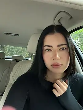clairewntr online show from 05-06-26, 03:38