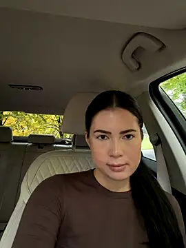 clairewntr online show from 10-22-25, 02:27