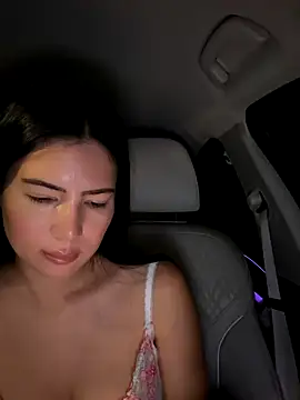 clairewntr online show from 11-30-25, 09:37