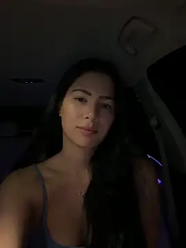 clairewntr online show from 04-08-26, 08:21