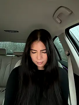 clairewntr online show from 11-16-25, 03:17