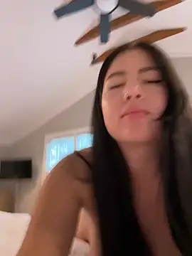 clairewntr online show from 02-05-25, 10:44